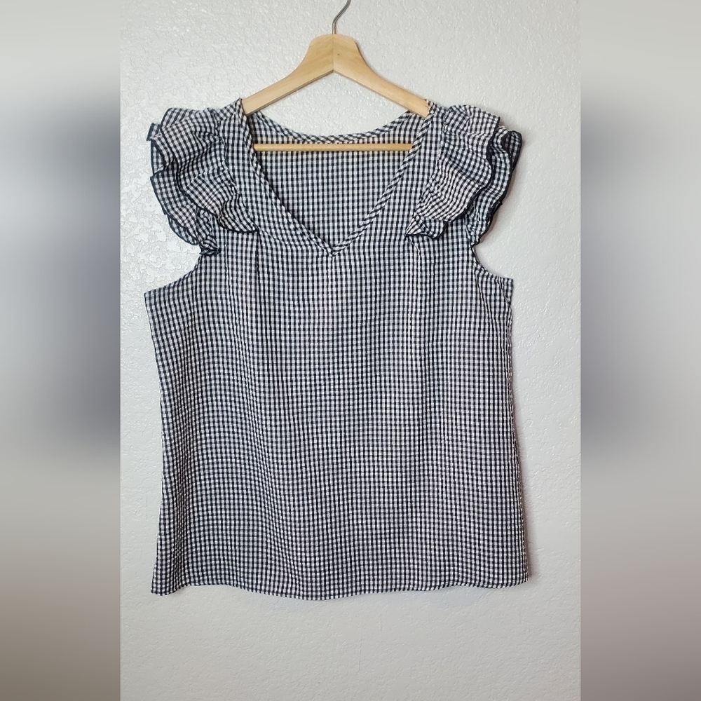 💚5/$25 Gingham Black & White Ruffle Sleeve V Neck Gauzy Blouse Top Size 1X